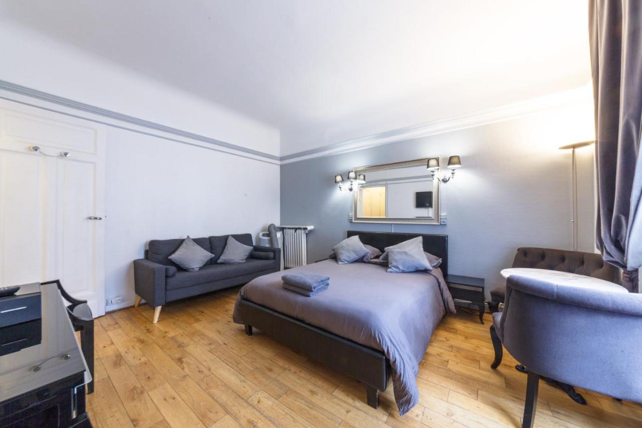Апартаменты Private Studio - Avenue Des Champs-Elysees Париж Экстерьер фото